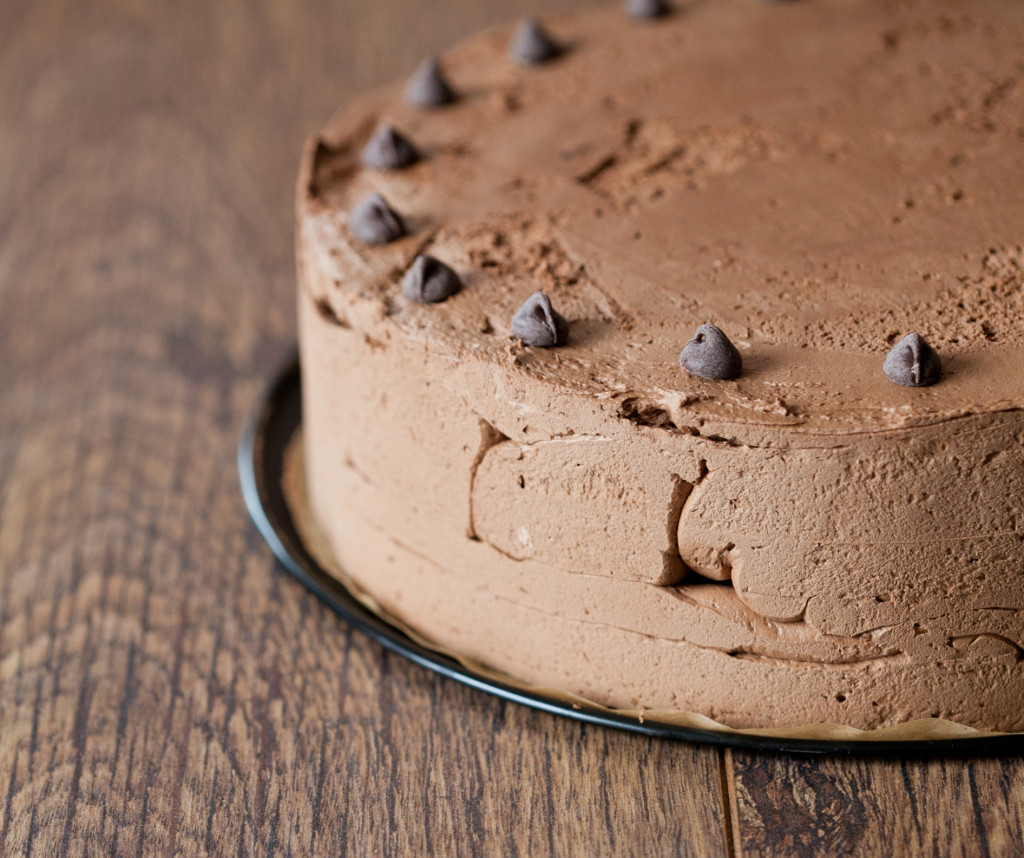 Raw Vegan Chocolate Mousse Cake